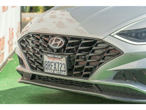 Used 2020 Hyundai Sonata Limited FWD image 14