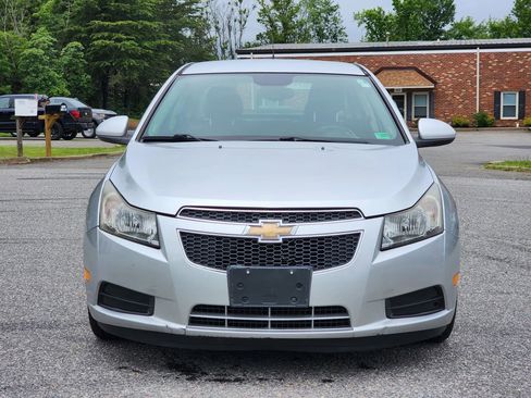 Used 2012 Chevrolet Cruze Eco image 2