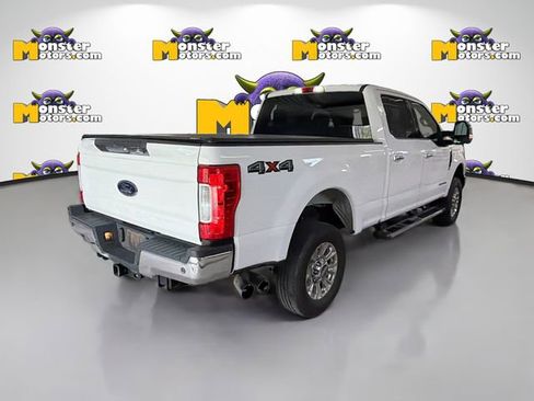 Used 2019 Ford F250 XLT w/ XLT Premium Package AWD/4WD image 4