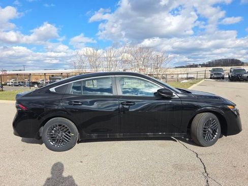 New 2026 Nissan Sentra SV w/ SV Convenience Package FWD image 21