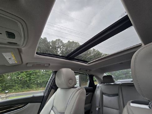 Used 2014 Cadillac XTS Premium FWD image 44