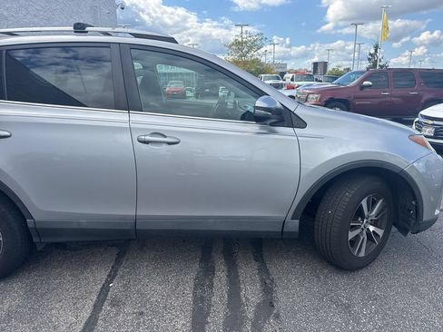 Used 2017 Toyota RAV4 XLE FWD image 15