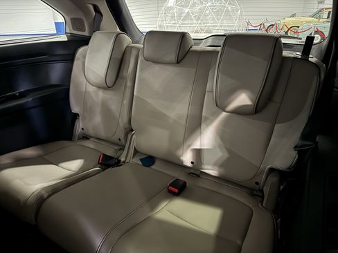 Used 2024 Honda Odyssey Elite image 35