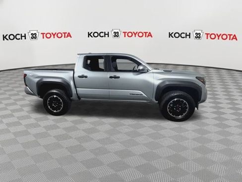 New 2025 Toyota Tacoma TRD Off-Road image 9
