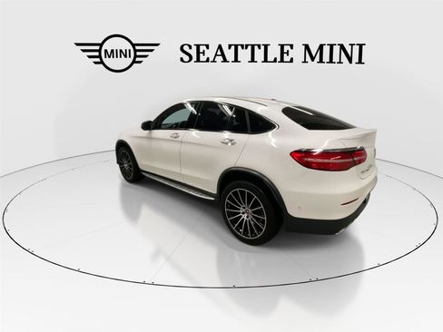 Used 2018 Mercedes-Benz GLC 300 4MATIC Coupe image 8