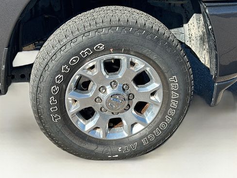 Used 2024 RAM 2500 Laramie image 11