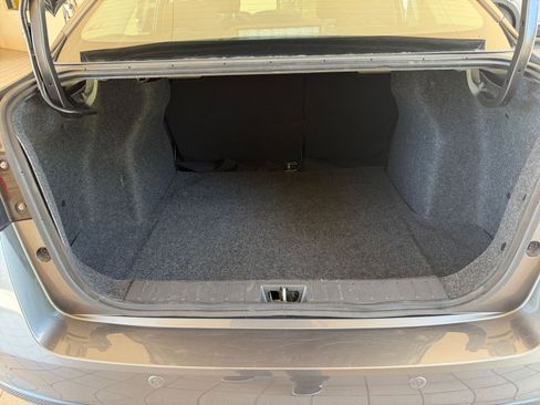 Used 2025 Nissan Versa SV FWD image 29