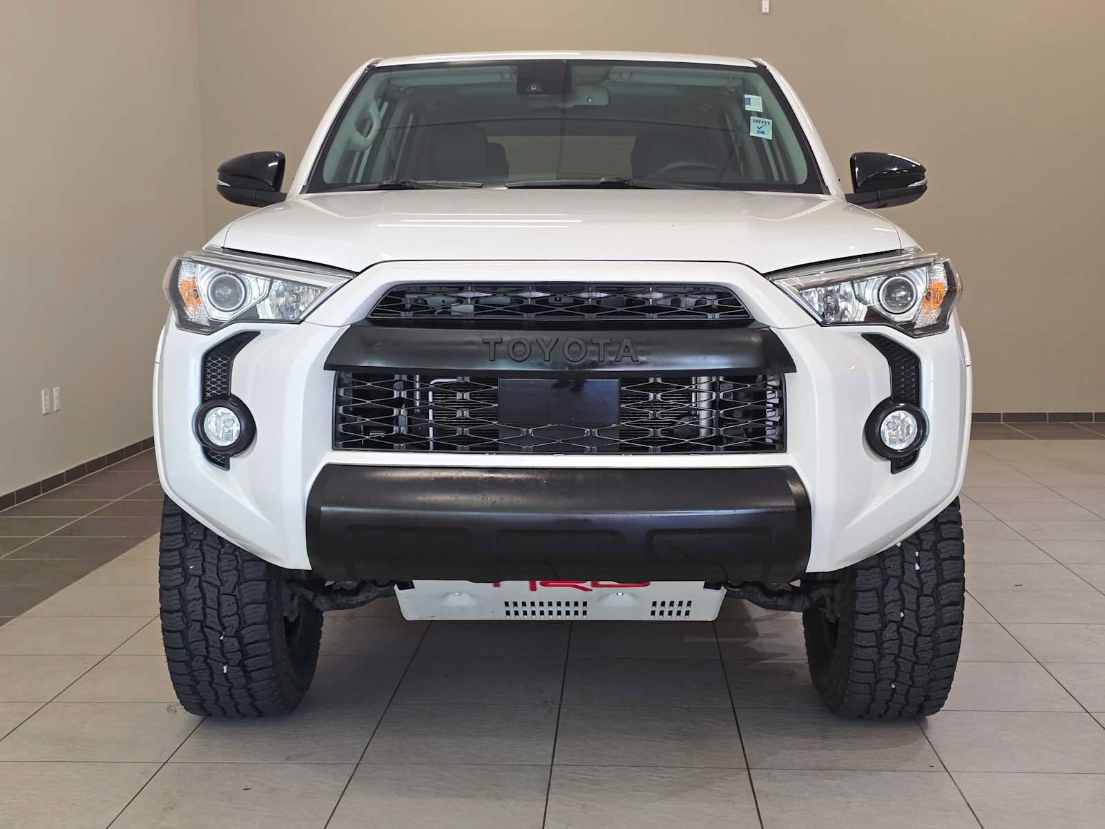 Used 2020 Toyota 4Runner SR5 Premium w/ Moonroof Package AWD/4WD image 6
