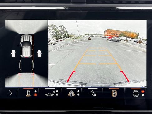 Used 2024 GMC Sierra 2500 Denali Ultimate w/ Max Trailering Package image 6