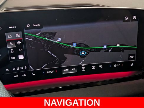 Used 2025 Audi SQ6 e-tron Prestige AWD/4WD image 9