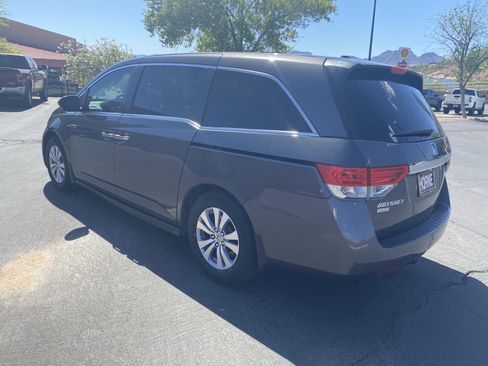 Used 2016 Honda Odyssey EX-L image 2