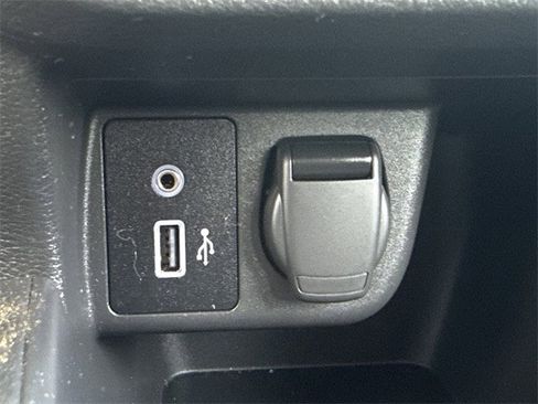 Used 2025 Nissan Versa S w/ Trunk Package image 20