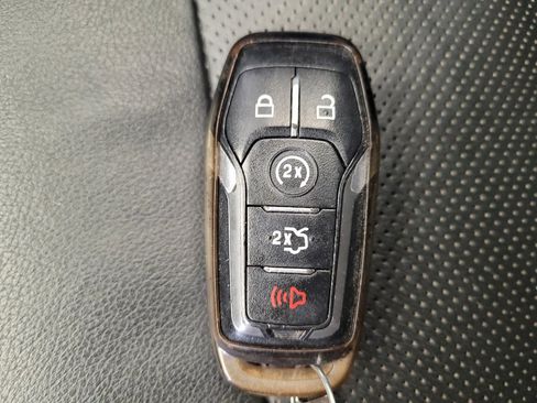 Used 2017 Ford Explorer Sport AWD/4WD image 32
