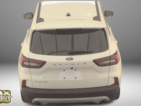 Used 2024 Ford Escape Active image 8