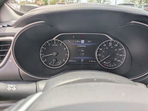 Used 2023 Nissan Maxima Platinum w/ Sport Mat Group FWD image 15