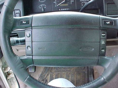 Used 1994 Ford F150 XL RWD image 22