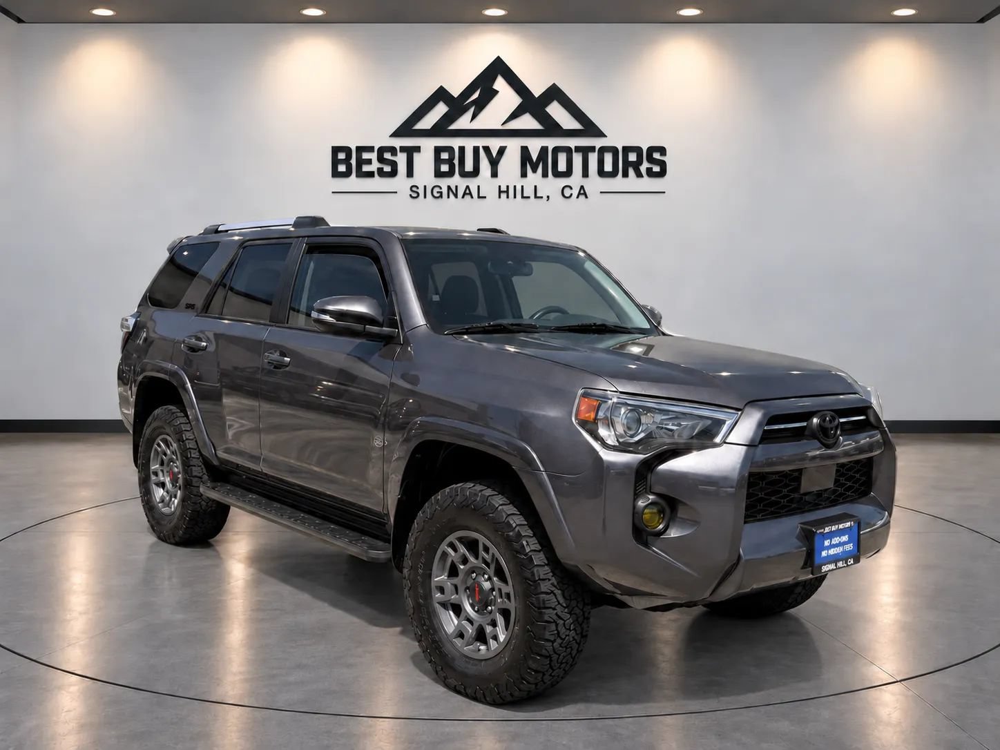 Used 2020 Toyota 4Runner SR5 Premium w/ Moonroof Package AWD/4WD image 1