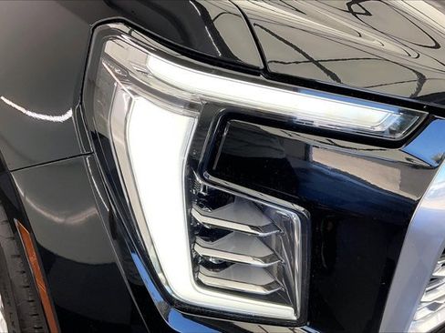 Used 2025 GMC Yukon Denali image 28