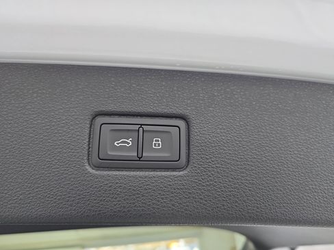 New 2026 Audi Q7 3.0T Prestige image 15