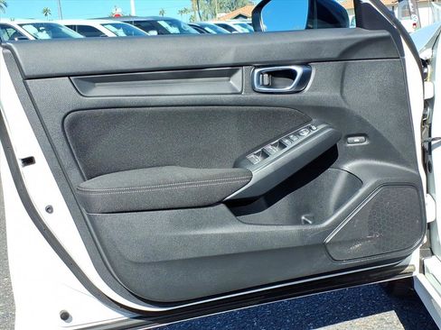 Used 2025 Honda Civic Sport image 19