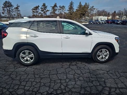Certified 2024 GMC Terrain SLE image 4