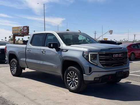 Used 2023 GMC Sierra 1500 AT4 AWD/4WD image 5