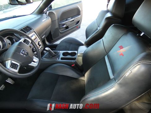 Used 2014 Dodge Challenger R/T RWD image 36