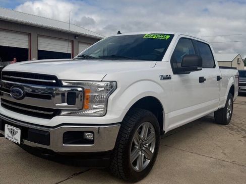 Used 2020 Ford F150 XLT w/ Trailer Tow Package AWD/4WD image 2