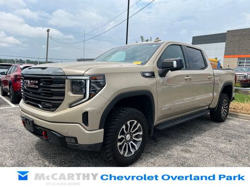 Used 2023 GMC Sierra 1500 AT4 w/ AT4 Premium Package AWD/4WD image 6