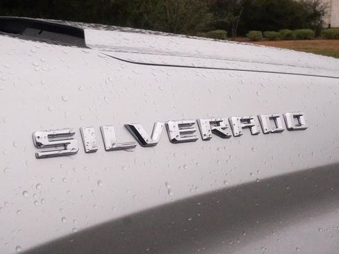 Used 2022 Chevrolet Silverado 1500 LT image 33