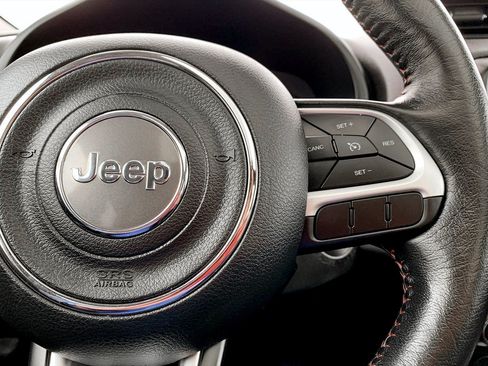 Used 2021 Jeep Renegade Trailhawk w/ Sun & Sound Group AWD/4WD image 19