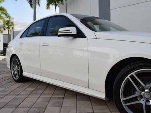 Used 2014 Mercedes-Benz E 350 4MATIC Sedan image 16