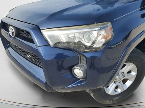 Used 2018 Toyota 4Runner SR5 image 16