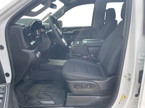 New 2026 GMC Sierra 1500 Elevation w/ LPO, Elevation Black Package image 9