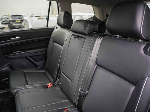Used 2021 Volkswagen Atlas SEL image 18