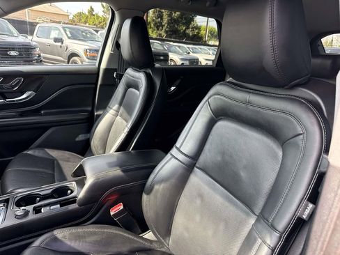 Certified 2022 Lincoln Corsair Reserve w/ Elements Package FWD image 23