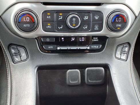 Used 2017 GMC Yukon SLT AWD/4WD image 21