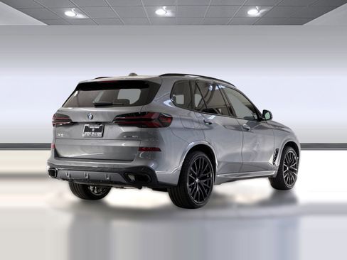 Used 2026 BMW X5 sDrive40i w/ M Sport Package RWD image 8