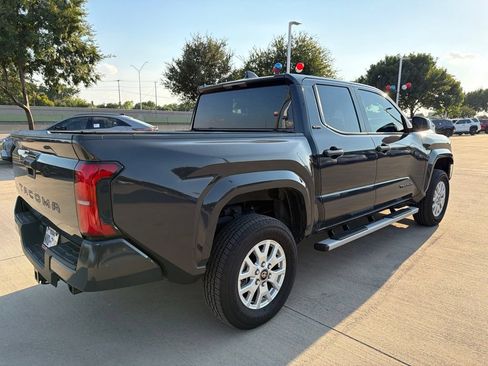 Used 2025 Toyota Tacoma SR5 RWD image 11