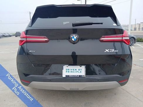 Certified 2025 BMW X3 xDrive30i w/ Premium Package image 8