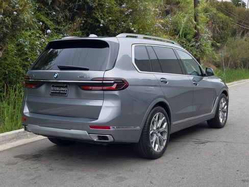 New 2026 BMW X7 xDrive40i w/ Premium Package image 5
