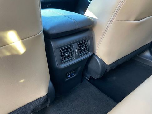 Used 2022 Toyota RAV4 Limited w/ Limited Grade Weather Package AWD/4WD image 27