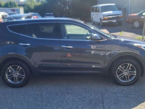 Used 2018 Hyundai Santa Fe Sport AWD/4WD image 9