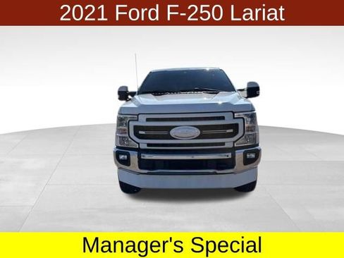 Used 2021 Ford F250 Lariat w/ Lariat Value Package AWD/4WD image 2