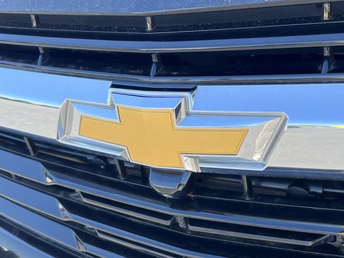 Used 2025 Chevrolet Tahoe LT AWD/4WD image 8