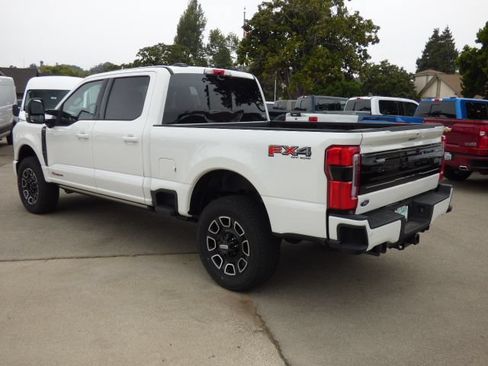 New 2026 Ford F250 Platinum AWD/4WD image 5
