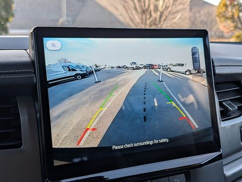 Used 2024 Ford Expedition Max XLT image 20