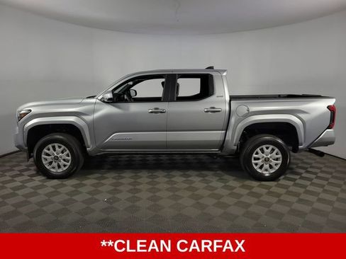 Used 2026 Toyota Tacoma SR5 image 5
