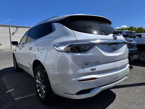 Used 2024 Buick Enclave Avenir w/ Avenir Technology Package AWD/4WD image 3