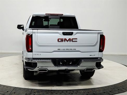 New 2026 GMC Sierra 1500 SLT image 6